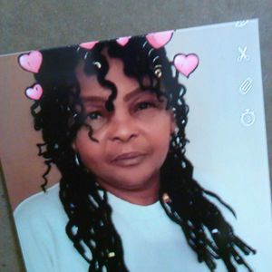 Meet your Posher, Idella